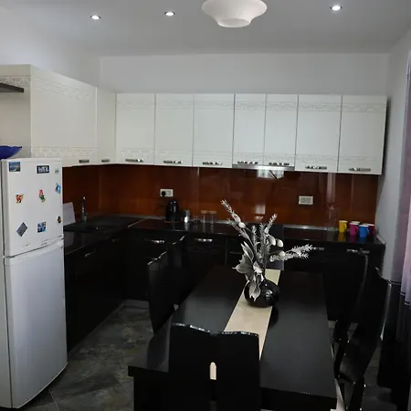 Apartment Cozy In The Heart Of Tirana